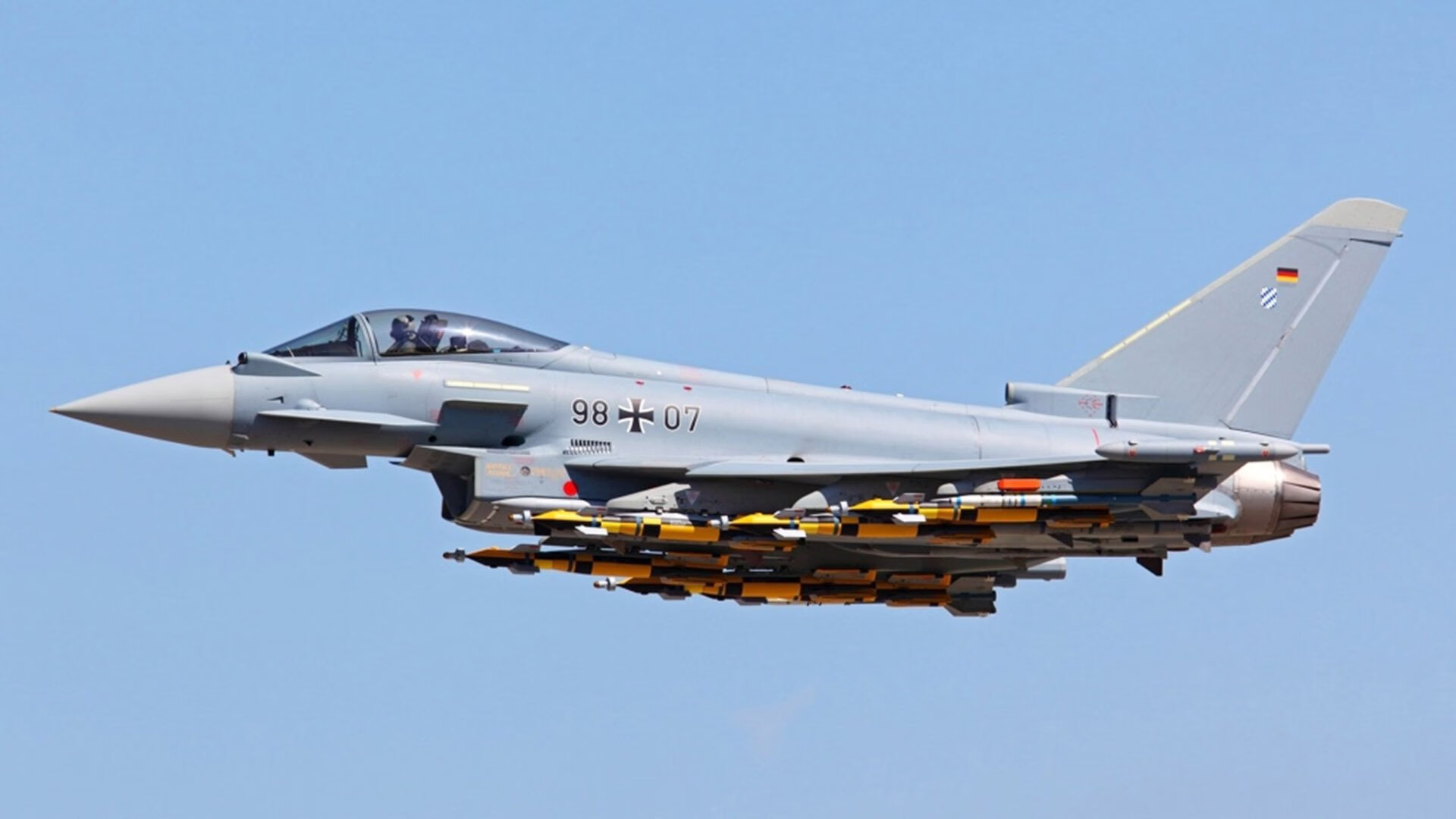 EDG战术打法多样化,edg对手