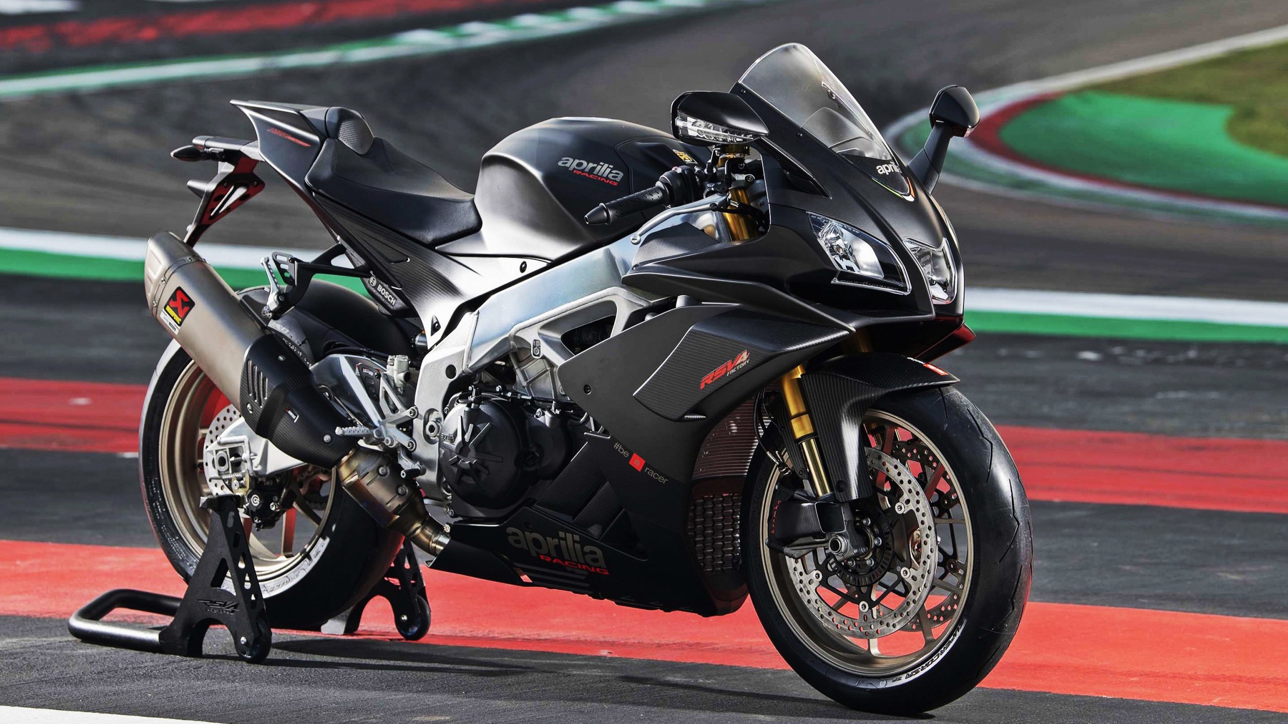 梅西建功领衔!巴萨主场横扫对手,取得胜利,巴萨对于梅西