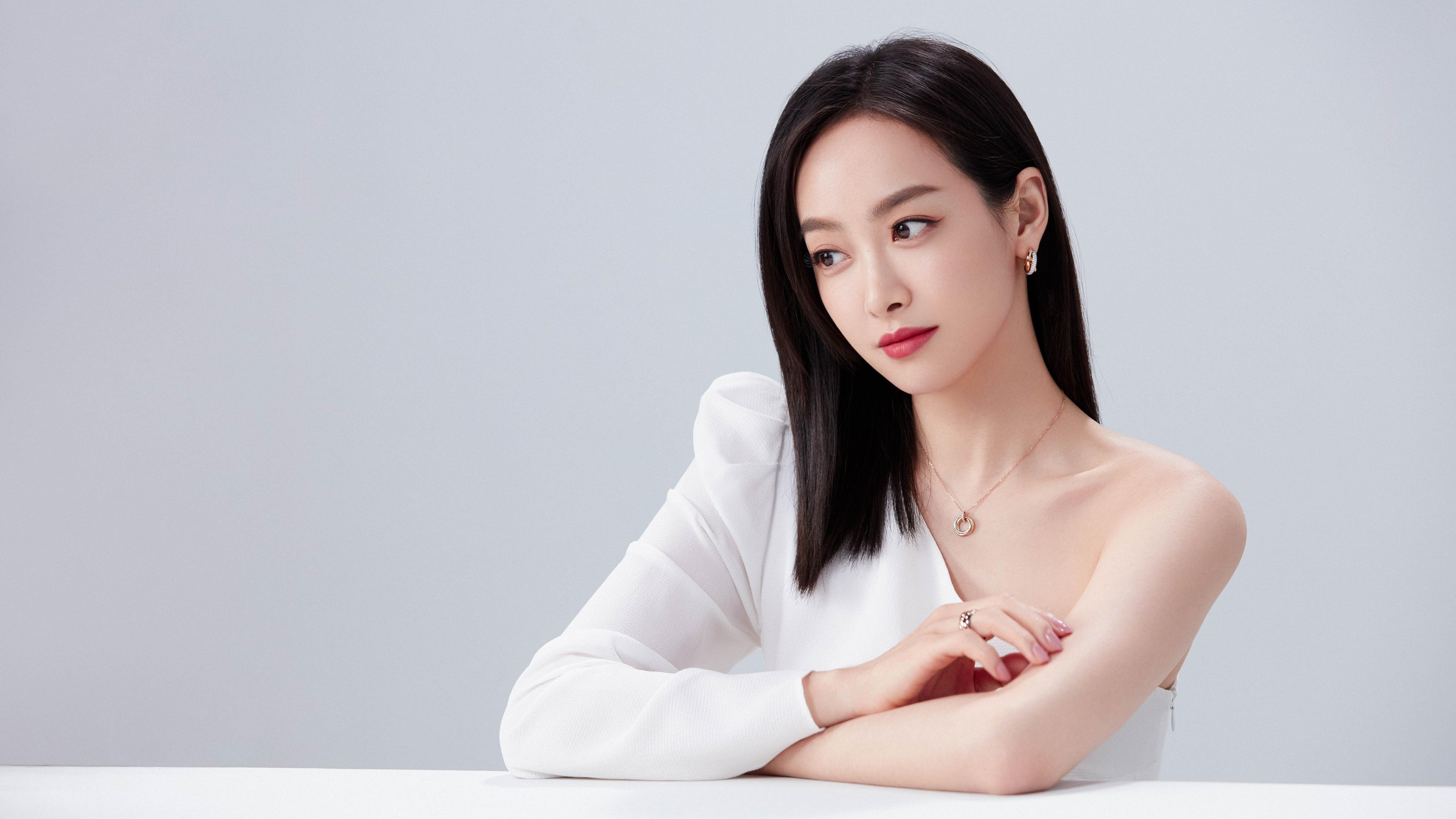 Kaiyun APP-跳水荷兰女选手步步为营，国外女士跳水