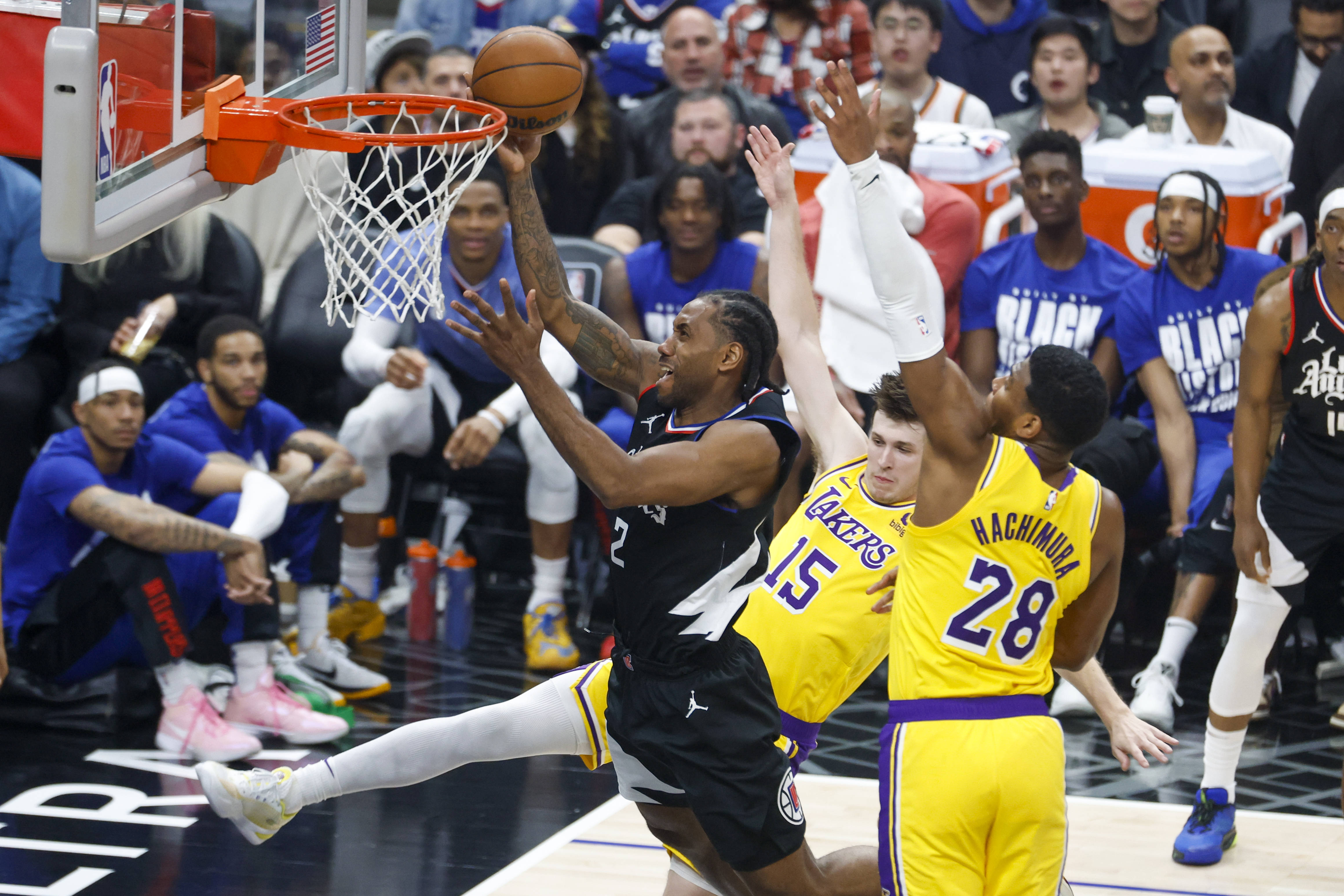 快船vs湖人：洛杉矶的巅峰对决